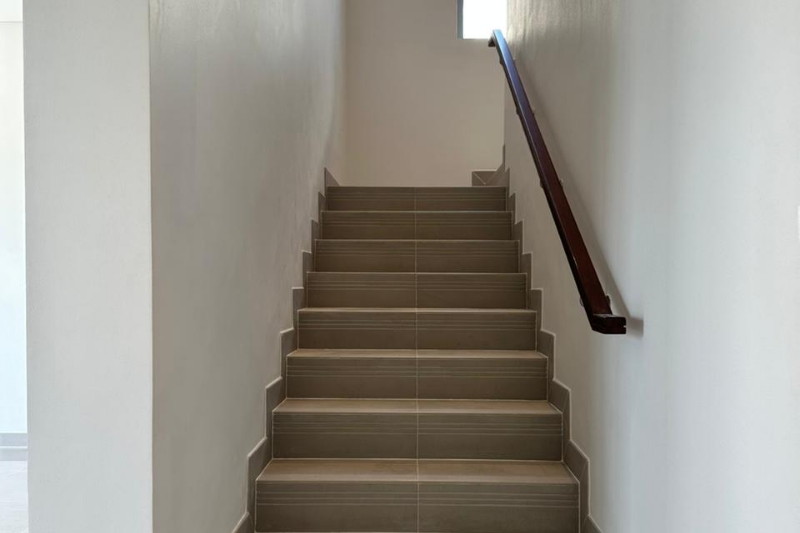 Modern 4-Bedroom Villa in Ghadeer with Access to Parks and Community Hub Image 7